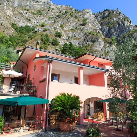 Hotel La Gardenia & Villa Oleandra Limone sul Garda Phòng bức ảnh