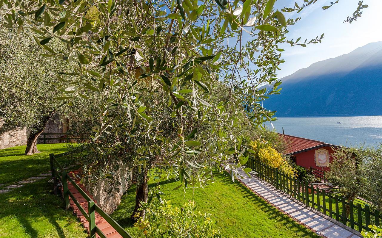 Hotel La Gardenia & Villa Oleandra Limone sul Garda Ngoại thất bức ảnh