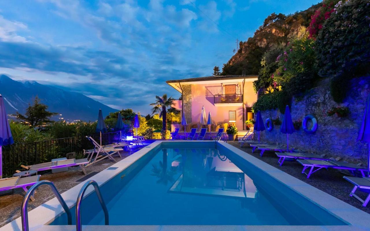Hotel La Gardenia & Villa Oleandra Limone sul Garda Ngoại thất bức ảnh
