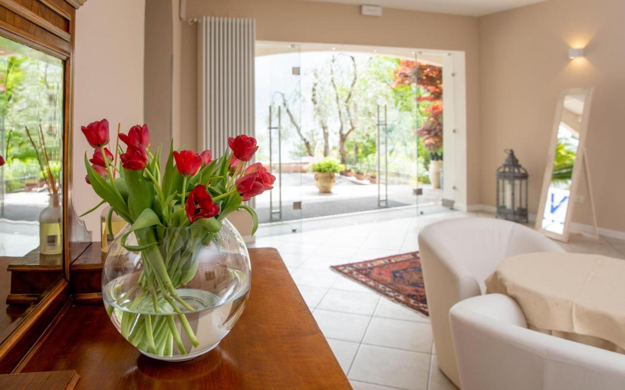 Hotel La Gardenia & Villa Oleandra Limone sul Garda Ngoại thất bức ảnh